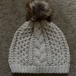 Gap Tan beanie with Pom Pom Size S/M